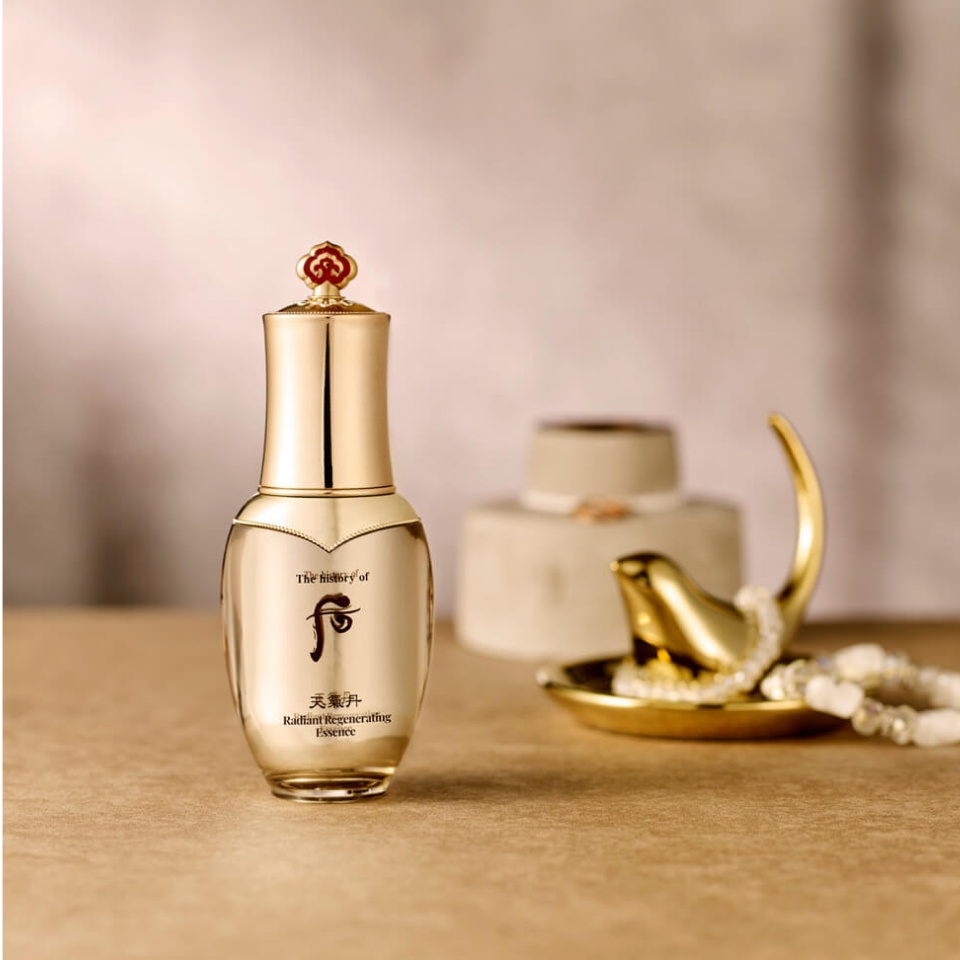 The History Of Whoo, The History Of Whoo Cheongidan, The History Of Whoo Cheongidan Radiant, The History Of Whoo Cheongidan Radiant Regenerating Essence, The History Of Whoo Cheongidan Radiant Regenerating Essence 8ml, The History Of Whoo Cheongidan Radiant Regenerating Essence รีวิว, Essence, เอสเซนส์, ลดเลือนริ้วรอย, กระชับรูขุมขน, กระจ่างใส